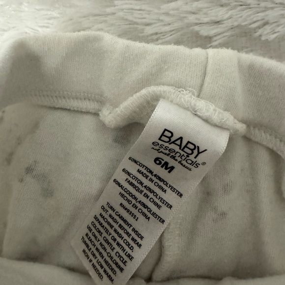 #104 Pants - Picture 2 of 2